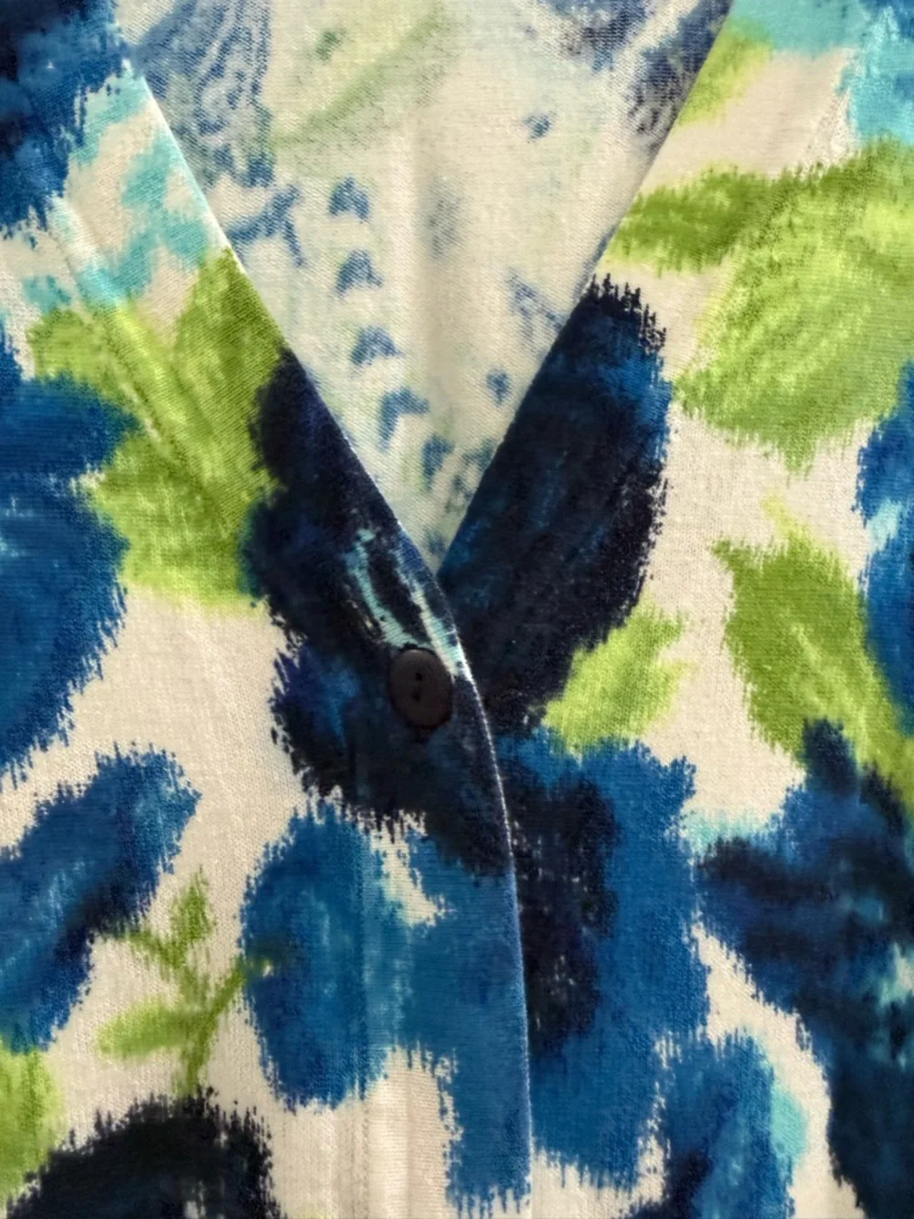 Vittadini multicolor floral / paisley cardigan (fair)